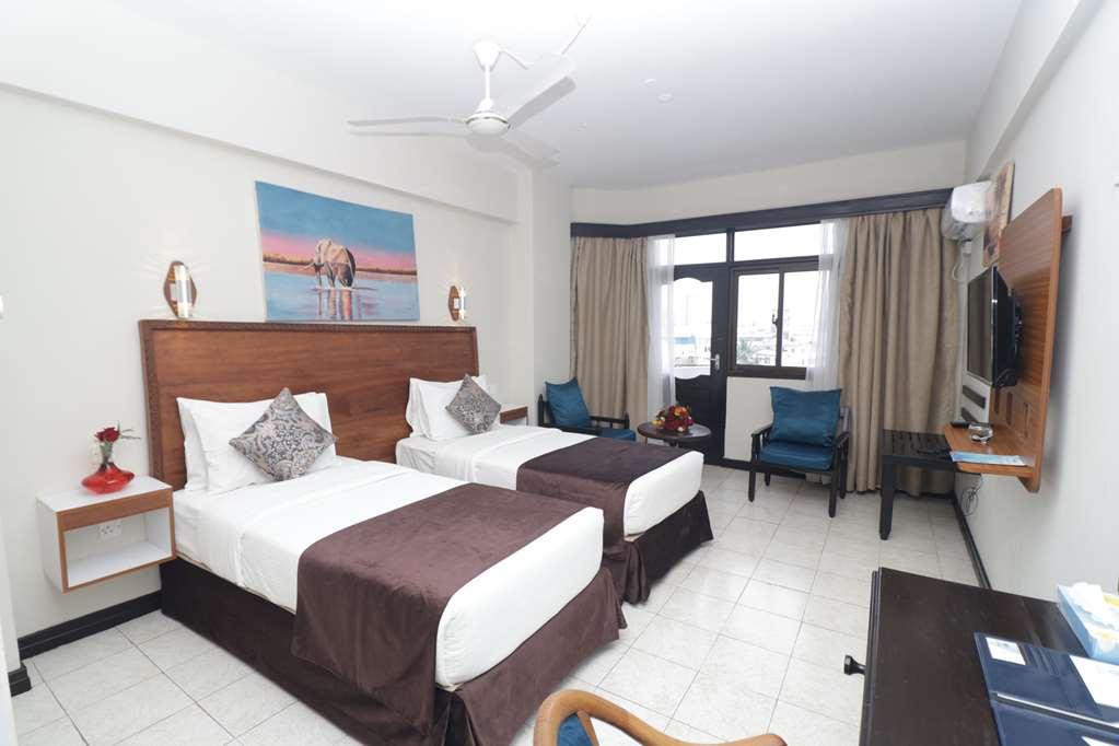 Hotel Sapphire Момбаса Стая снимка